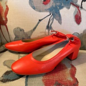 NWOT Everlane The Day Heel